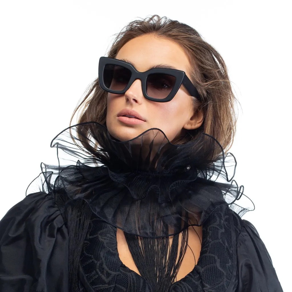 Brigada | Sunglasses - Matte Black / Black Gradient Lens (FLAT)