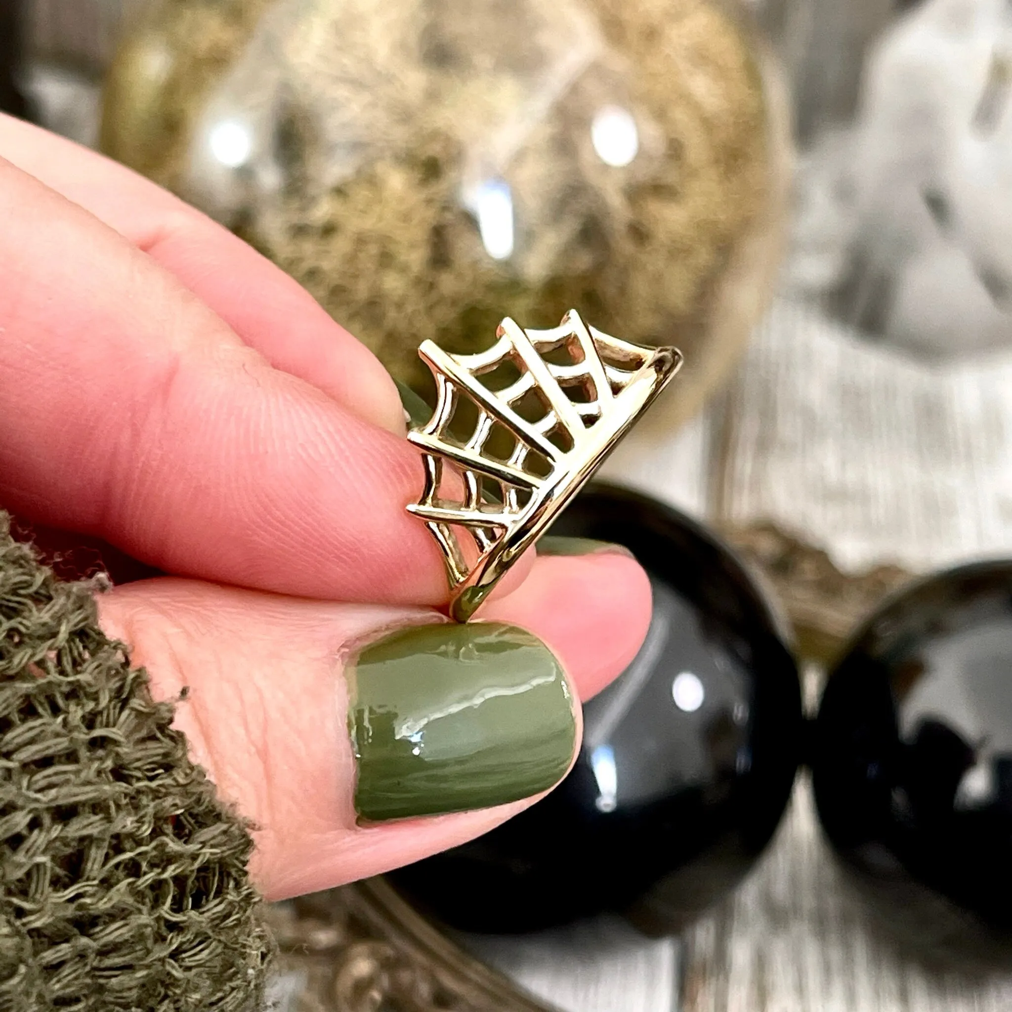 Spider Web Ring in Brass / Size 7 8 9